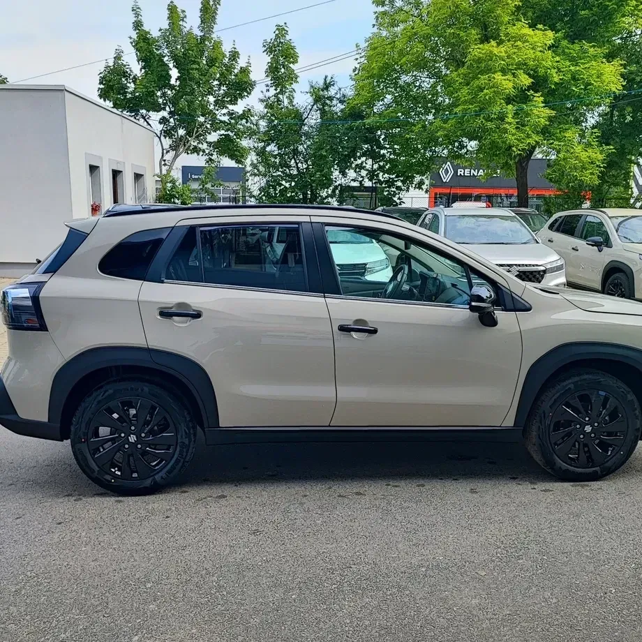 Suzuki S-Cross 1.4 Boosterjet 6MT MHEV Signature — imagine 2