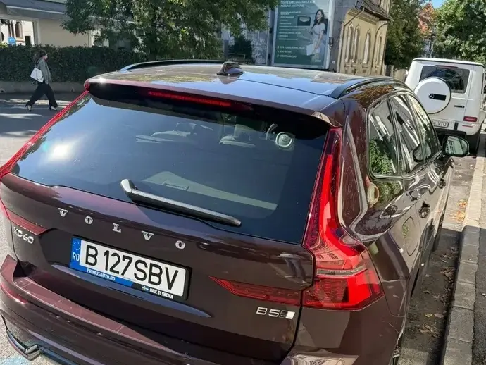 Volvo XC 60 T6 AWD Ultra Dark