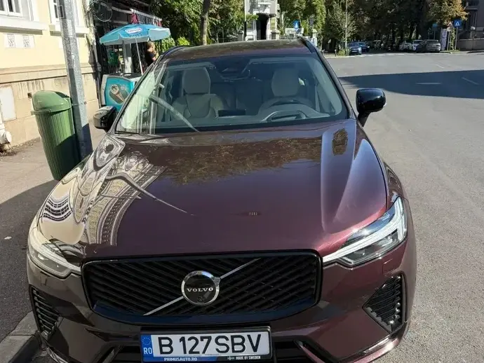 Volvo XC 60 T6 AWD Ultra Dark