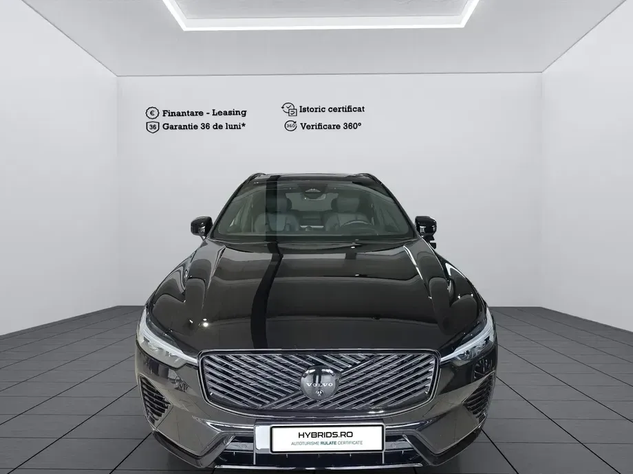 Volvo XC 60 II T8 AWD Ultra Black Edition — imagine 3