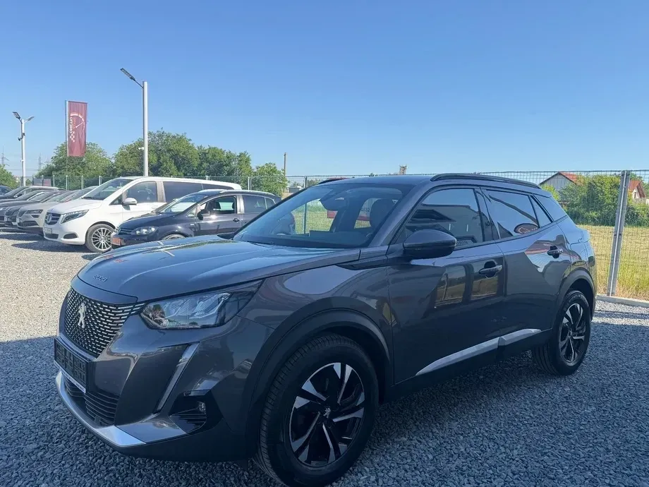 Peugeot 2008 II 1.5 BlueHDI EAT8 STT Allure Pack — imagine 2