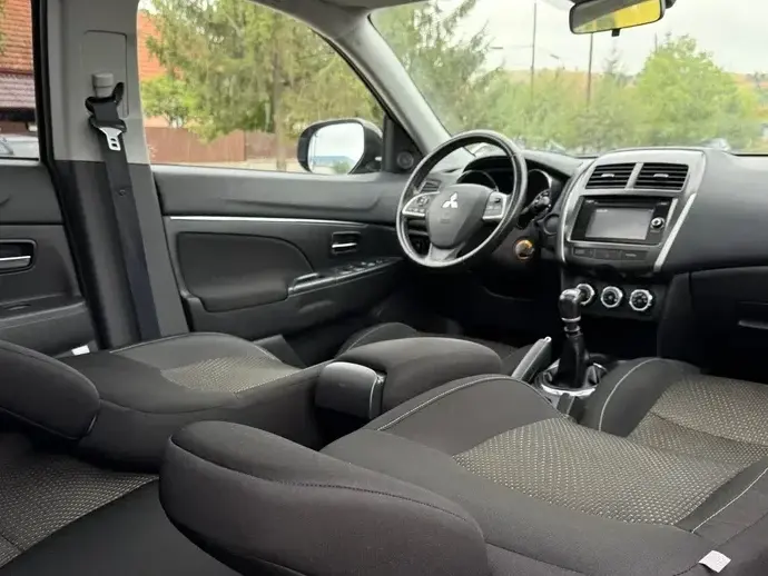 Mitsubishi ASX 1.8 DID 2WD Intense A15