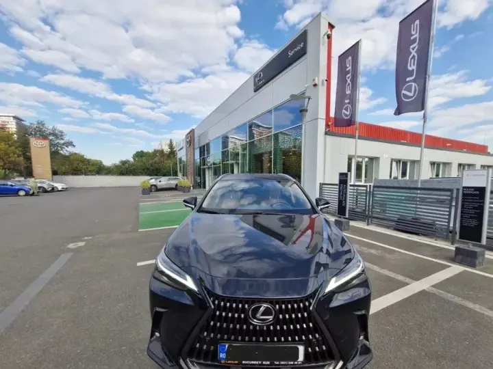 Lexus NX II