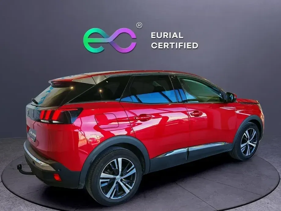 Peugeot 3008 II 1.2 PureTech S&S EAT8 Allure — imagine 4