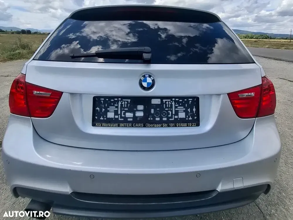 BMW Seria 3 E90/E91/E92/E93 [2005 - 2013] — imagine 5