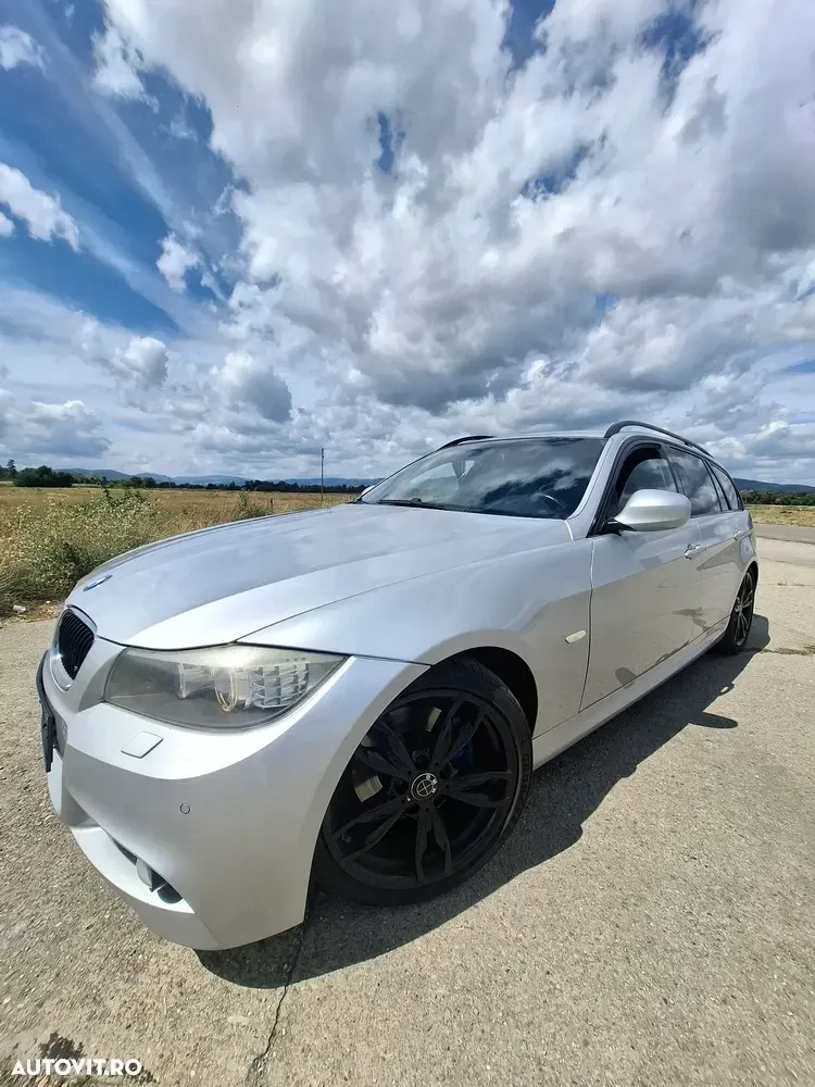 BMW Seria 3 E90/E91/E92/E93 [2005 - 2013] — imagine 4