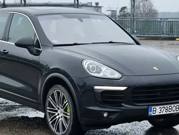 Porsche Cayenne S E-Hybrid Platinum Edition