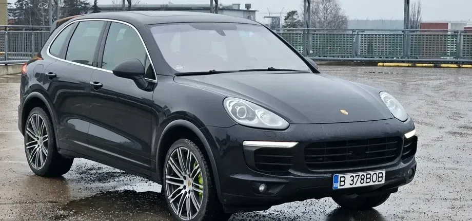 Porsche Cayenne S E-Hybrid Platinum Edition — imagine 4