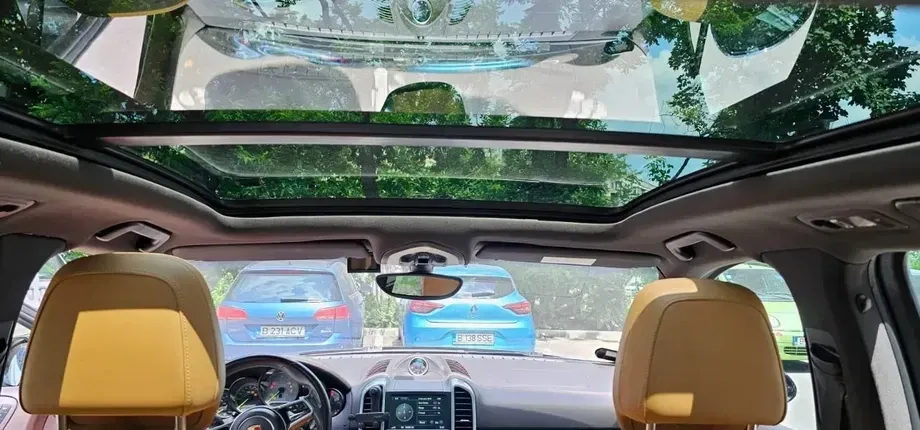 Porsche Cayenne S E-Hybrid Platinum Edition — imagine 2