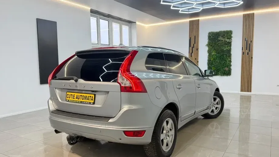 Volvo XC 60 I 2.4D Aut. — imagine 3