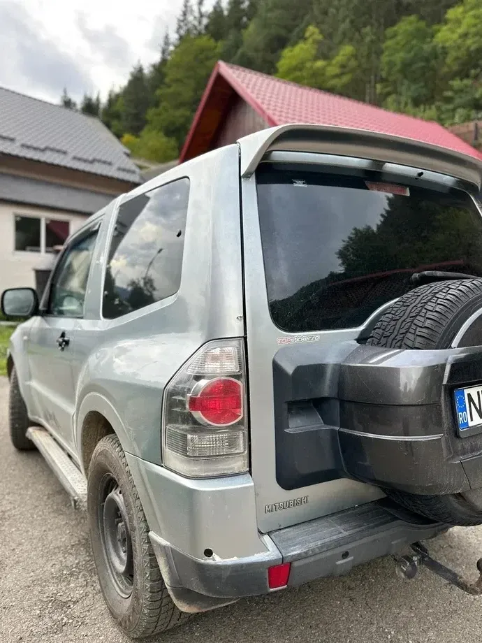 Mitsubishi Pajero IV — imagine 6