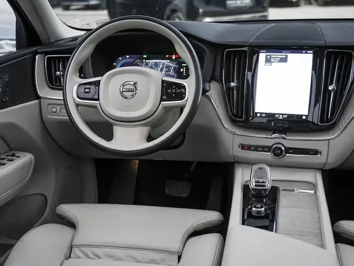 Volvo XC 60 Recharge T6 Twin Engine eAWD Inscription Expression