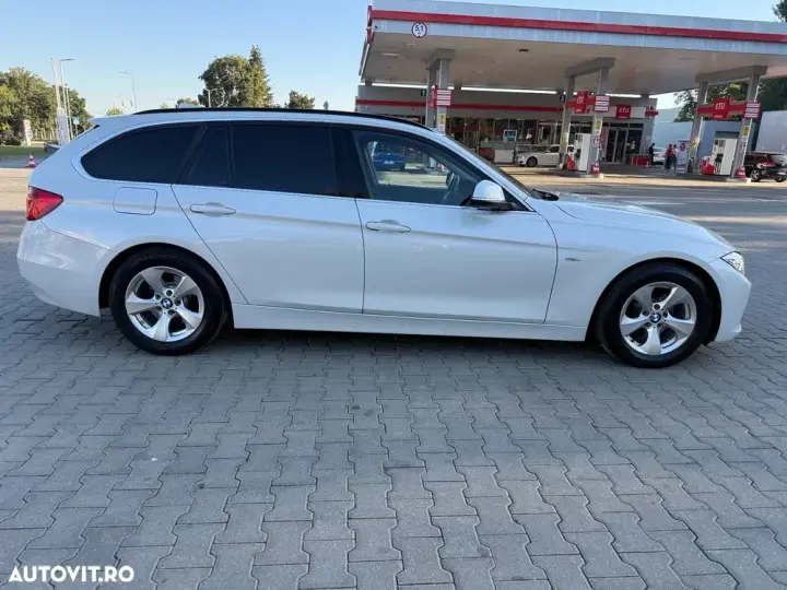 BMW Seria 3 F30/F31/F34 [2011 - 2019] 320d Efficient Dynamics Edition Blue Perf. Luxury Line