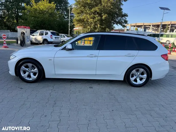 BMW Seria 3 F30/F31/F34 [2011 - 2019] 320d Efficient Dynamics Edition Blue Perf. Luxury Line