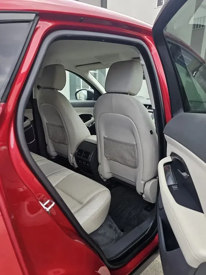 Jaguar E-Pace D180 AWD R-Dynamic HSE — imagine 5