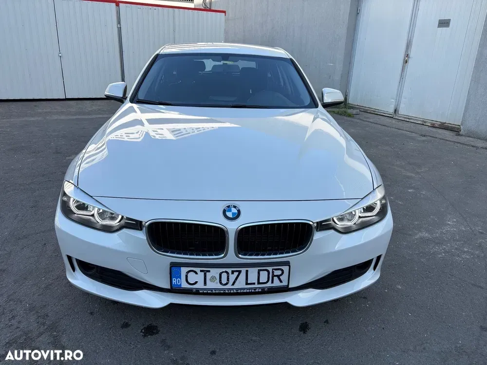 BMW Seria 3 F30/F31/F34 [2011 - 2019] 320d — imagine 4