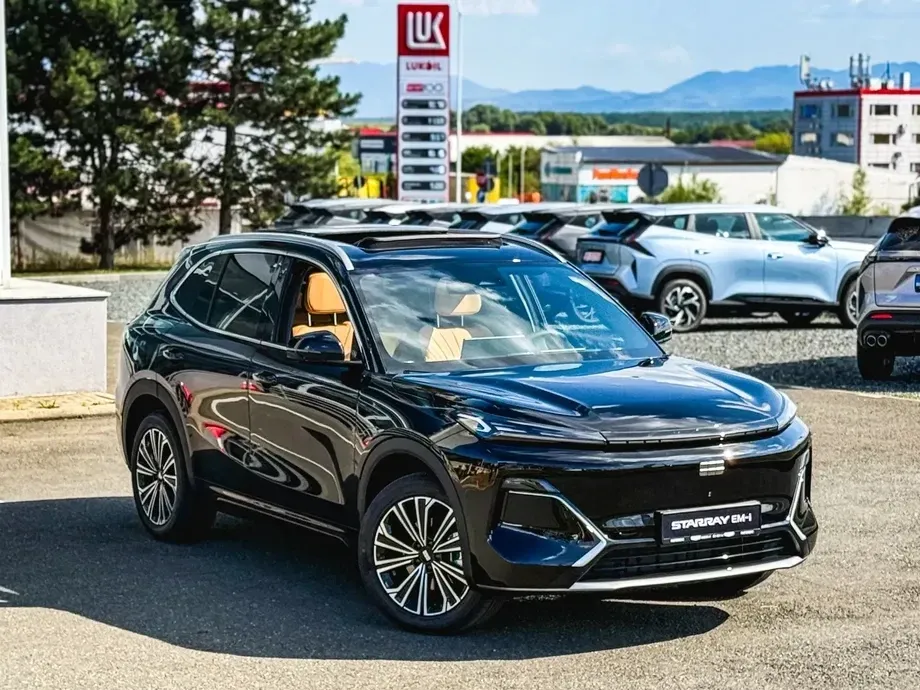 Geely Starray EM-i 1.5 1DHT PHEV Max — imagine 3