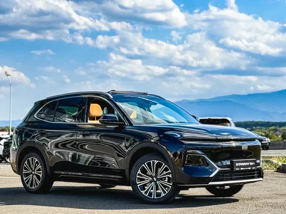 Geely Starray EM-i 1.5 1DHT PHEV Max — imagine 4