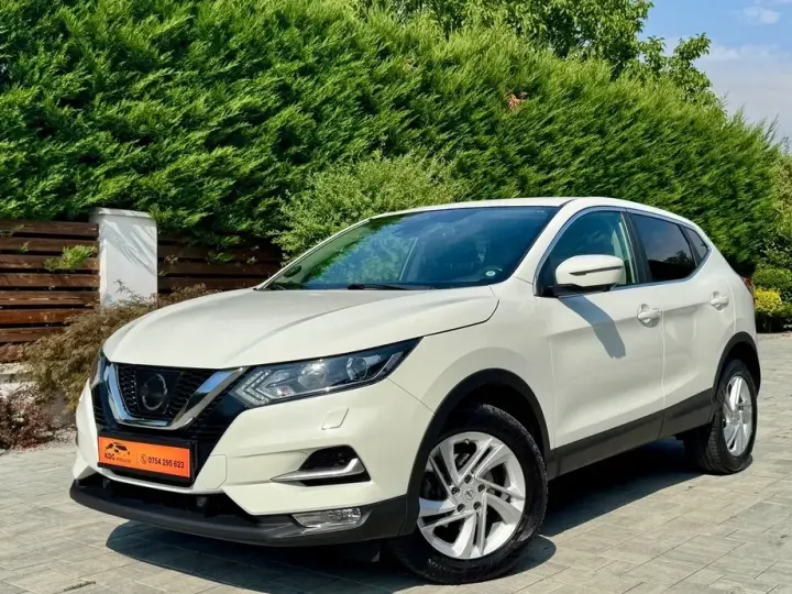 Nissan Qashqai II 1.6 DCI Start/Stop X-TRONIC N-Connecta
