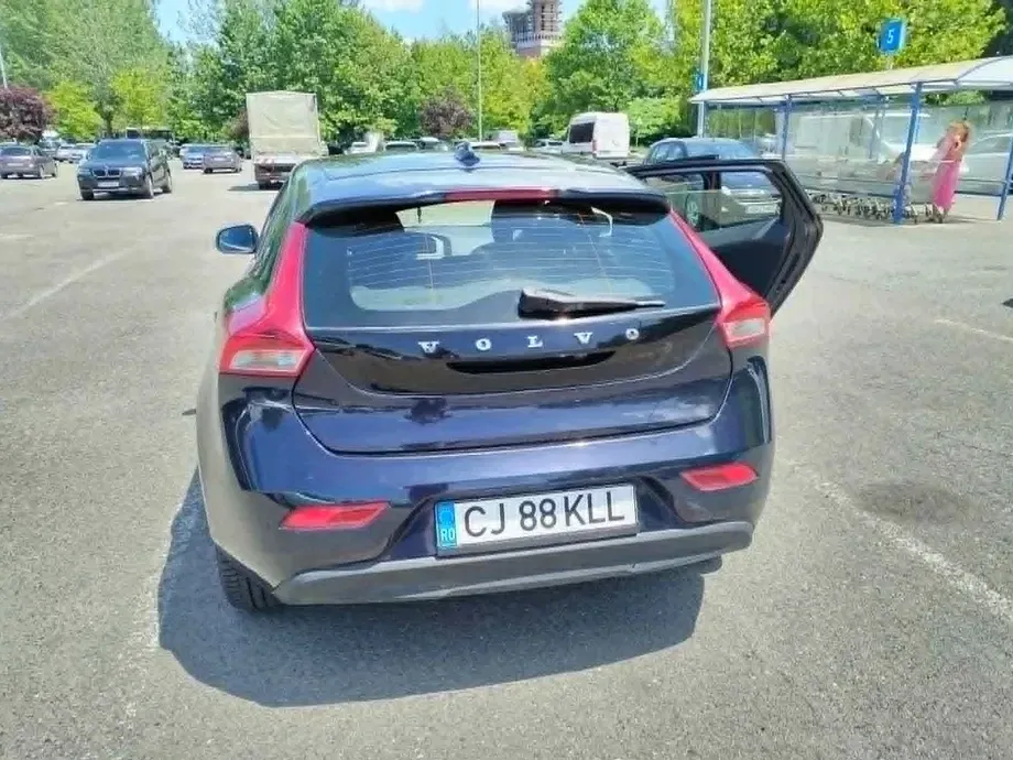 Volvo V40 D2 Basic — imagine 6