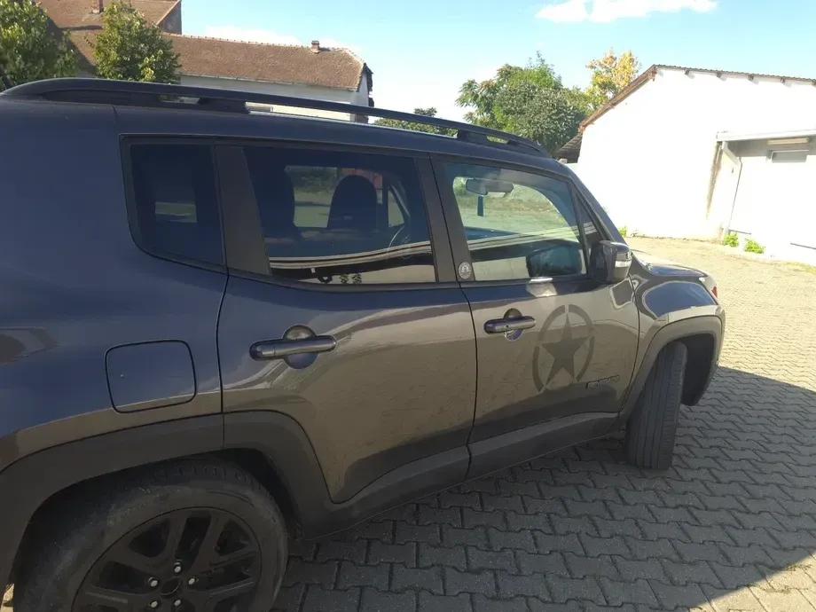 Jeep Renegade 1.4 MultiAir Limited — imagine 2