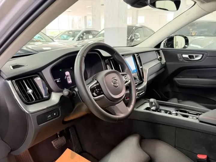 Volvo XC 60 T8 AWD Plus Dark