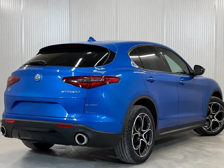 Alfa Romeo Stelvio — imagine 4
