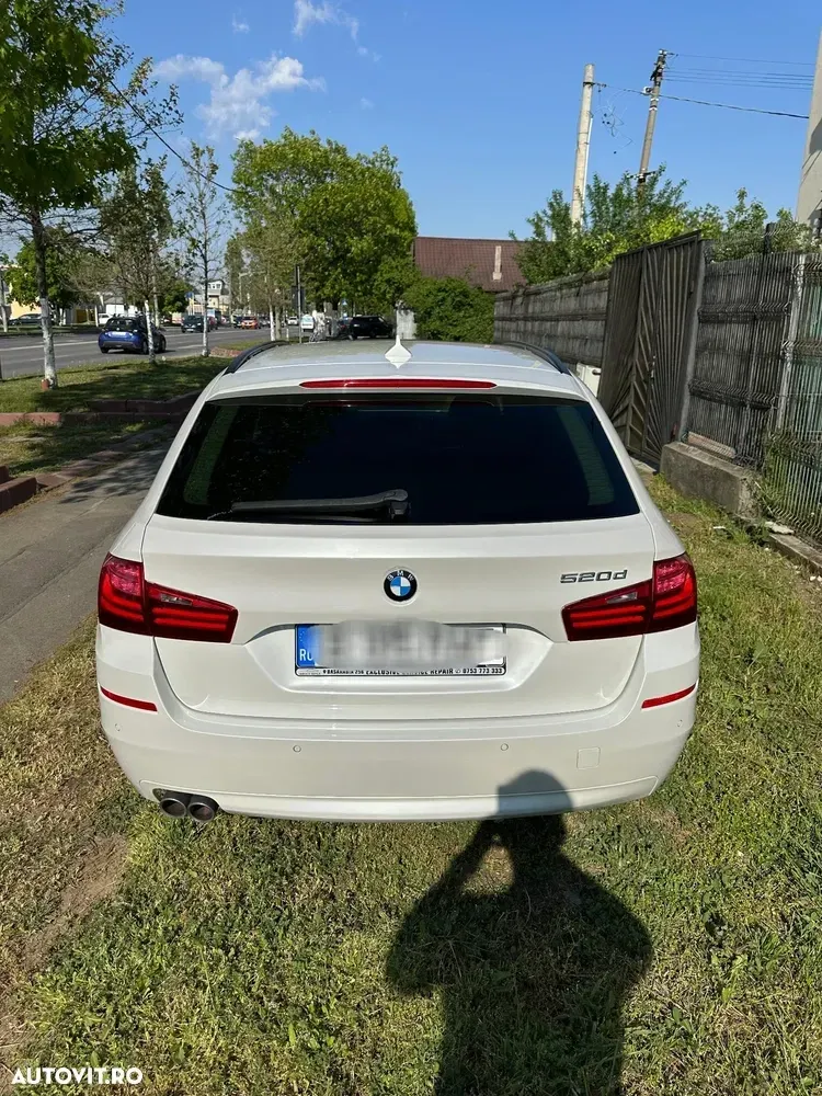 BMW Seria 5 F10/F11/F07 [2010 - 2017] 520d — imagine 3