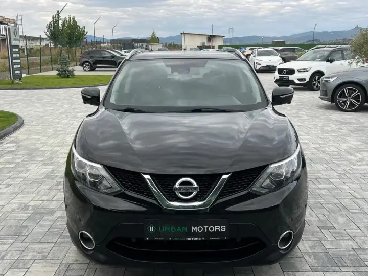 Nissan Qashqai 1.5 DCI TEKNA+