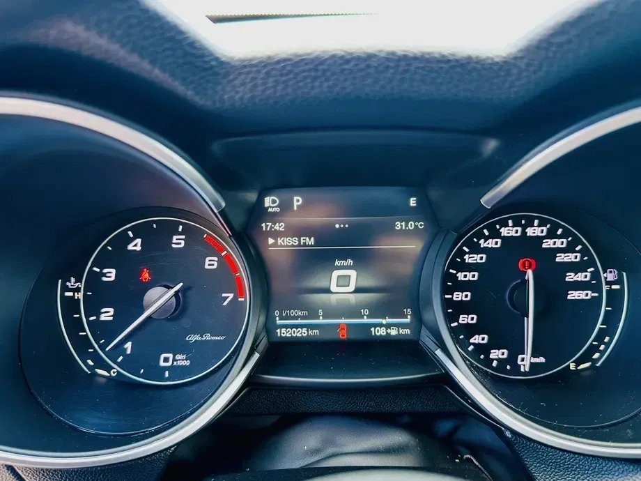 Alfa Romeo Stelvio 2.0 Turbo AWD AT8 Super — imagine 6