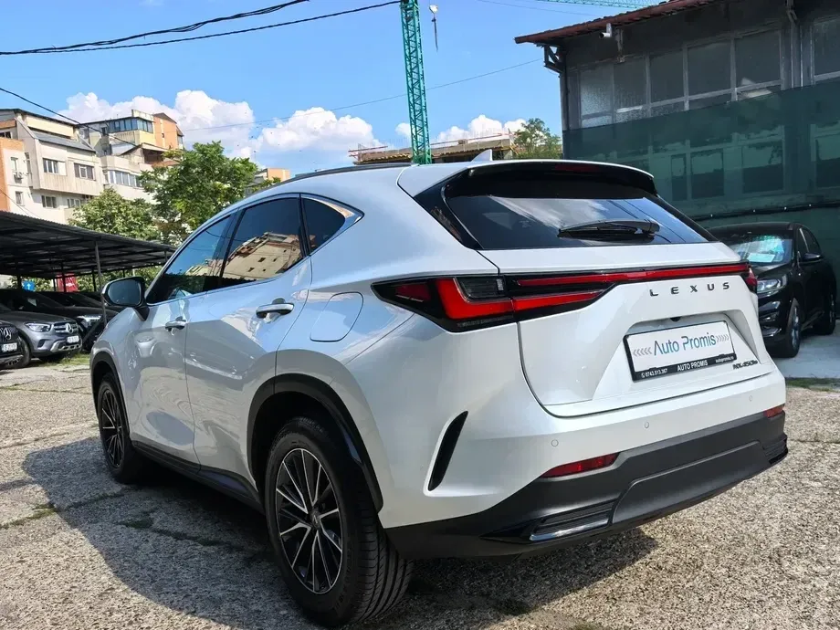 Lexus NX II 450h+ AWD CVT PHEV Luxury — imagine 5