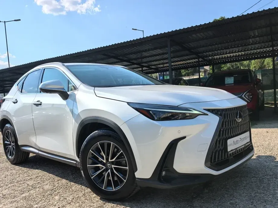 Lexus NX II 450h+ AWD CVT PHEV Luxury — imagine 3