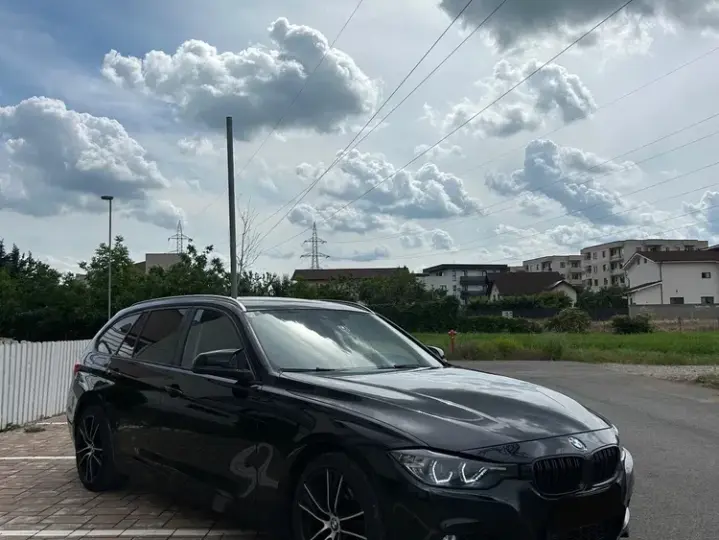BMW Seria 3 F30/F31/F34 [2011 - 2019] 318d Aut. Sport Line