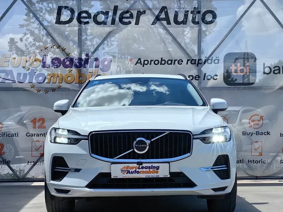 Volvo XC 60 B4 MHEV AT8 AWD Momentum Pro — imagine 3