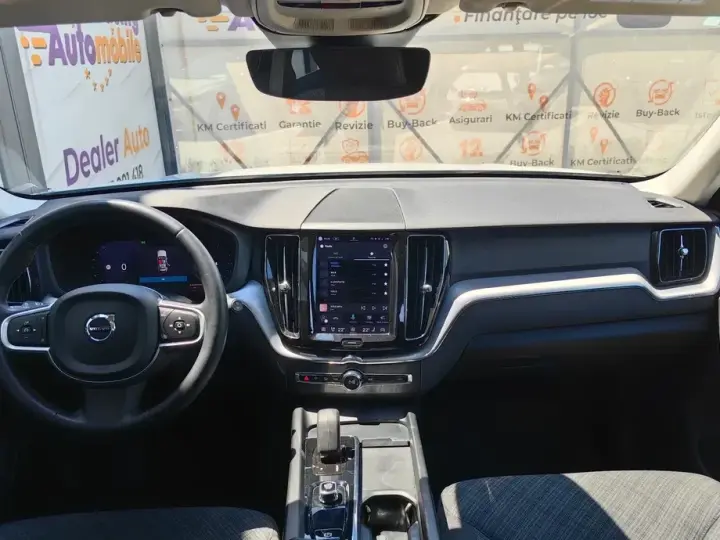 Volvo XC 60 B4 MHEV AT8 AWD Momentum Pro