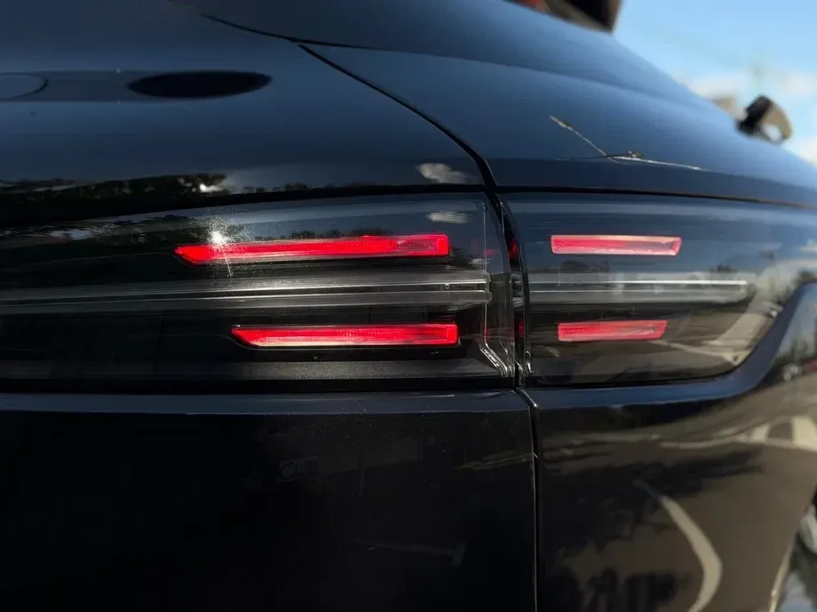 Porsche Cayenne Standard — imagine 5