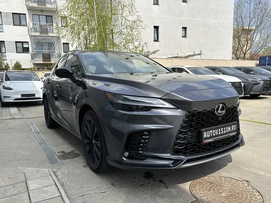 Lexus RX — imagine 4