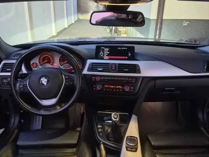 BMW Seria 3 F30/F31/F34 [2011 - 2019] 320d
