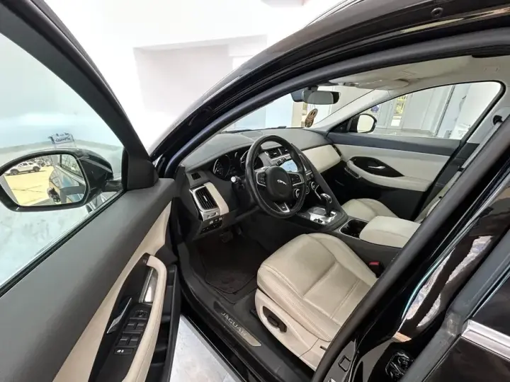 Jaguar E-Pace D180 AWD R-Dynamic S