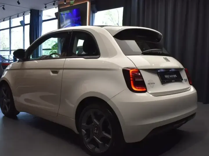 FIAT 500E 23,8kWh Pop