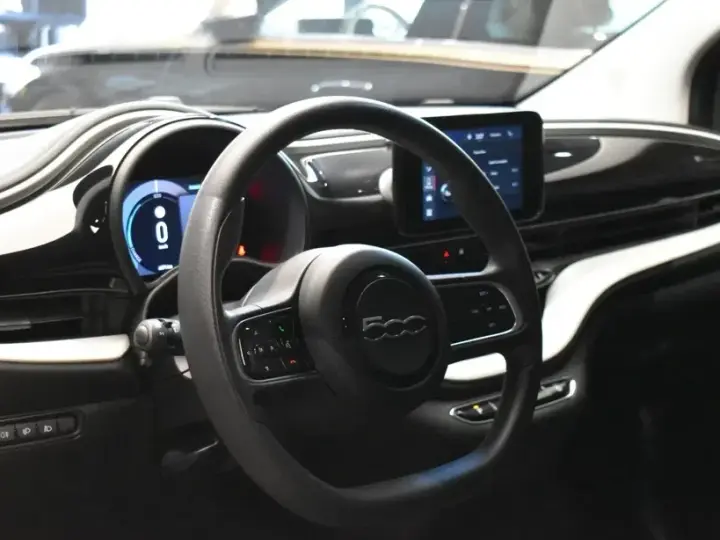 FIAT 500E 23,8kWh Pop