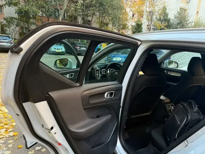 Volvo XC 40 T4 Geartronic Momentum