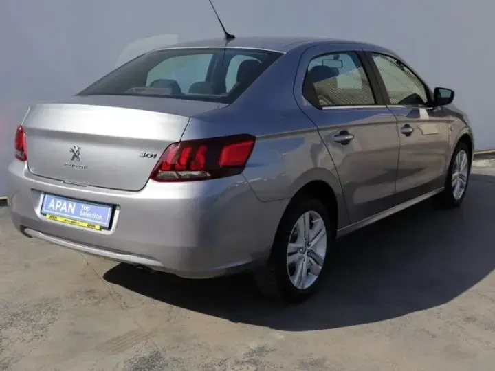 Peugeot 301 1.5 BlueHDI FAP Allure