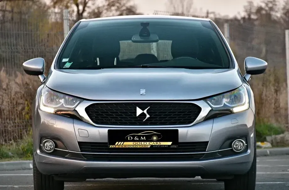 DS Automobiles DS 4 I BlueHDi S&S BVM6 So Chic — imagine 3