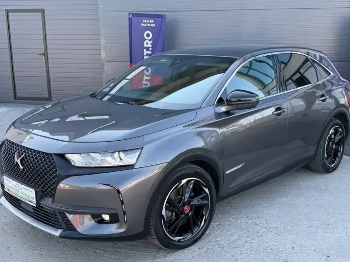 DS Automobiles DS 7 Crossback Crossback 225 PERFORMANCE LINE
