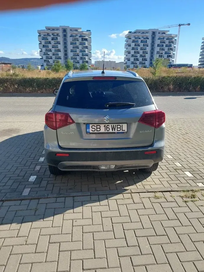 Suzuki Vitara 1.0 Passion — imagine 4