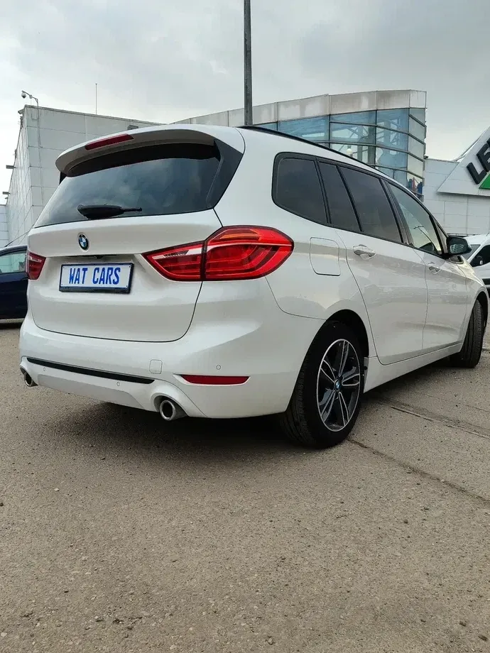 BMW Seria 2 218d xDrive AT — imagine 4