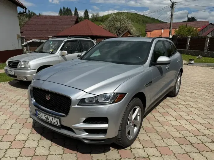 Jaguar F-Pace 20d AWD Prestige
