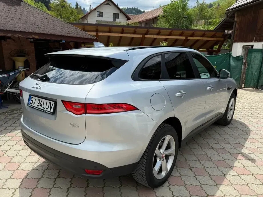 Jaguar F-Pace 20d AWD Prestige — imagine 6