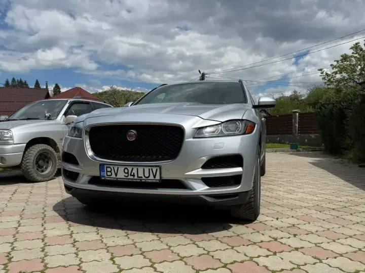 Jaguar F-Pace 20d AWD Prestige